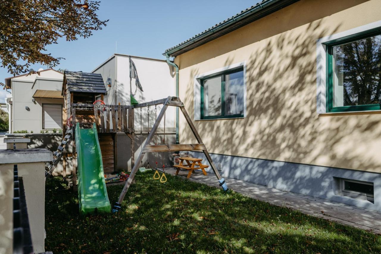 Mareli Neusiedler Stadthaus Neusiedl am See Eksteriør bilde